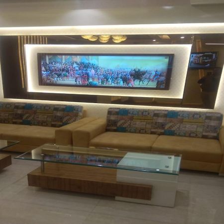 Csjs Inn By Krishna Group Of Hotels Amritsar Bagian luar foto